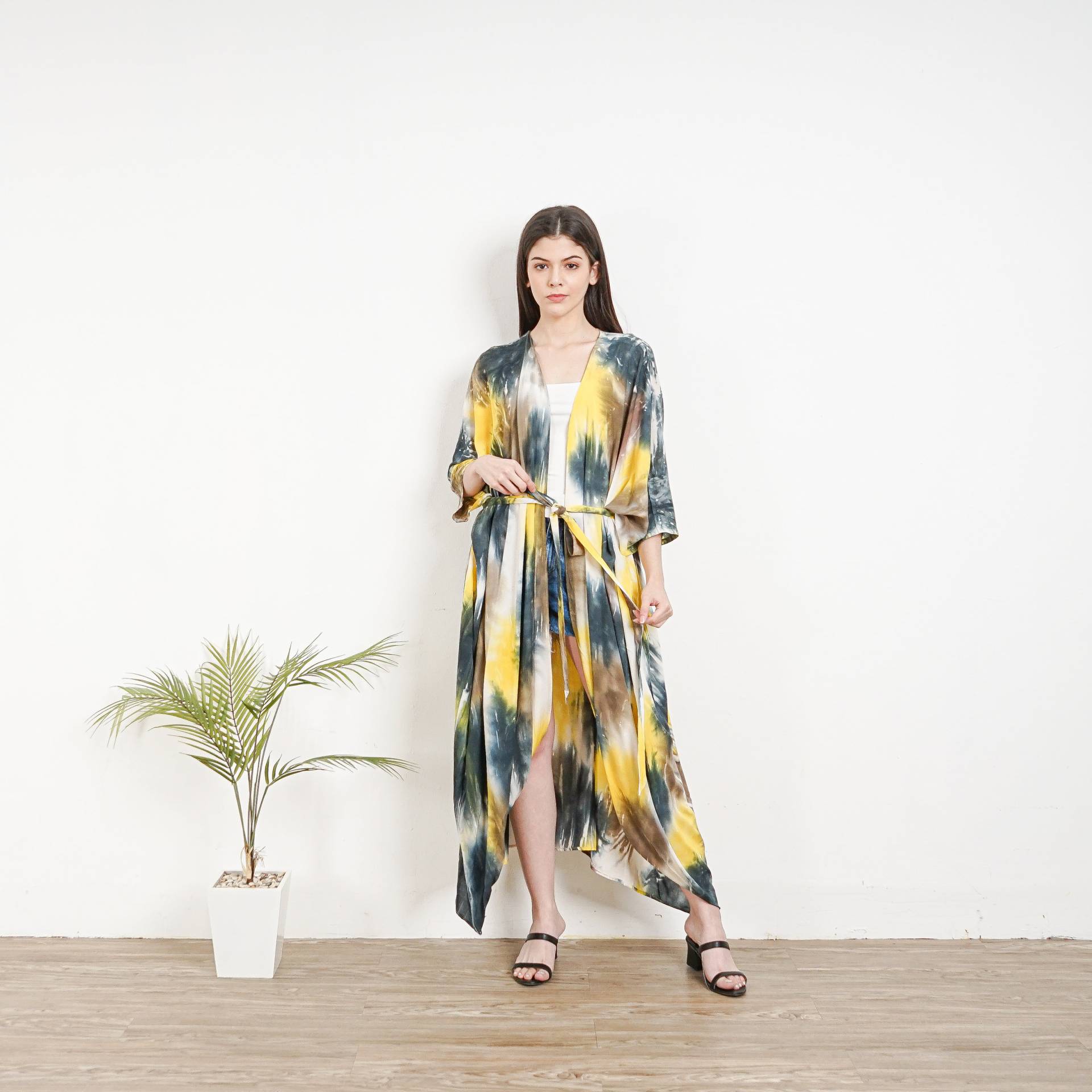 Kimono Robe, Ki01-Ra18 Gelb Grün Kaftan Überzug, Eleganter Morgenmantel, Strandbezug, Lockerer von TropisDesigns