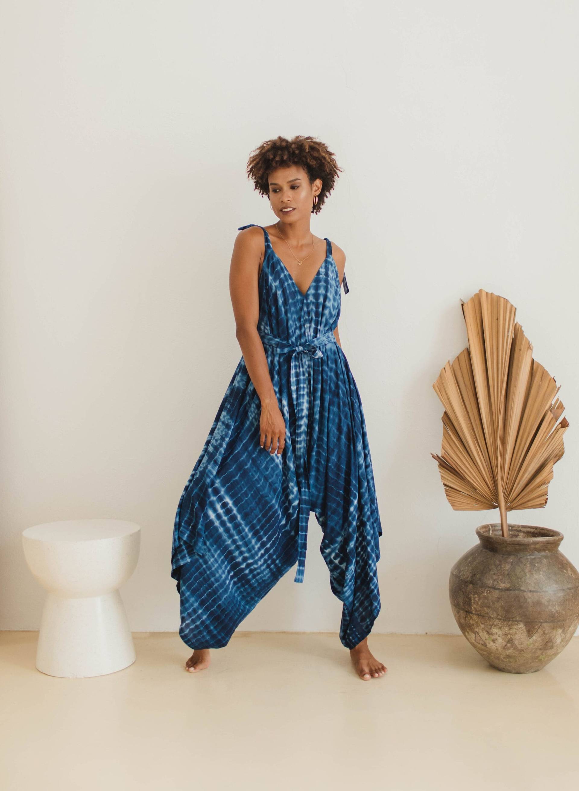 Santai Tie Dye Jumpsuit, Jp01-rd01, Boho Yoga Kundalini Harem Sommer Jumpsuit Mit Weitem Bein, Lockere Overall von TropisDesigns