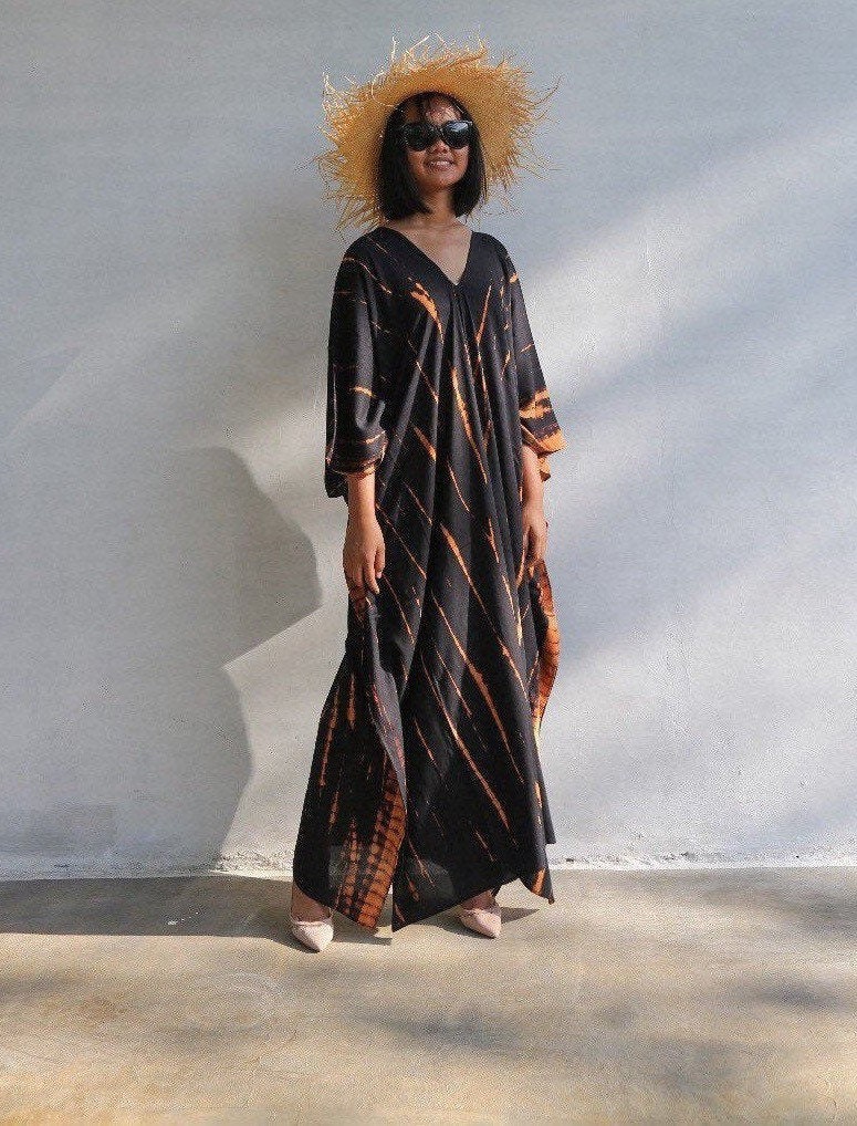 Schwarze Handkrawatte Gefärbt, Ka01-Ra15, Kaftankleid, Lange Kaftan Einfaches Kleid, Stilvoll, Elegant, Miami, Ferienkleid, Abendkleid, Lockere von TropisDesigns