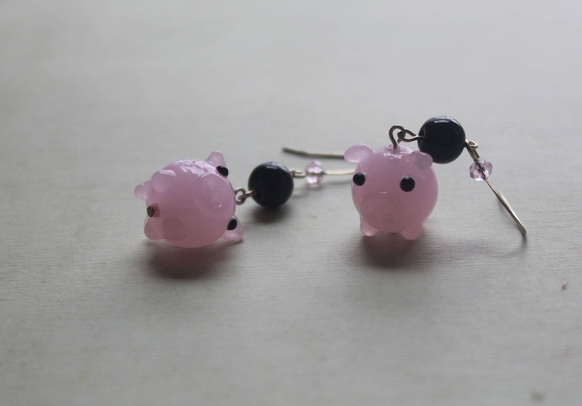 Rosa Schweinchen Ohrringe Rosa Schweinchen Ohrringe von TrouvailleDesignNC