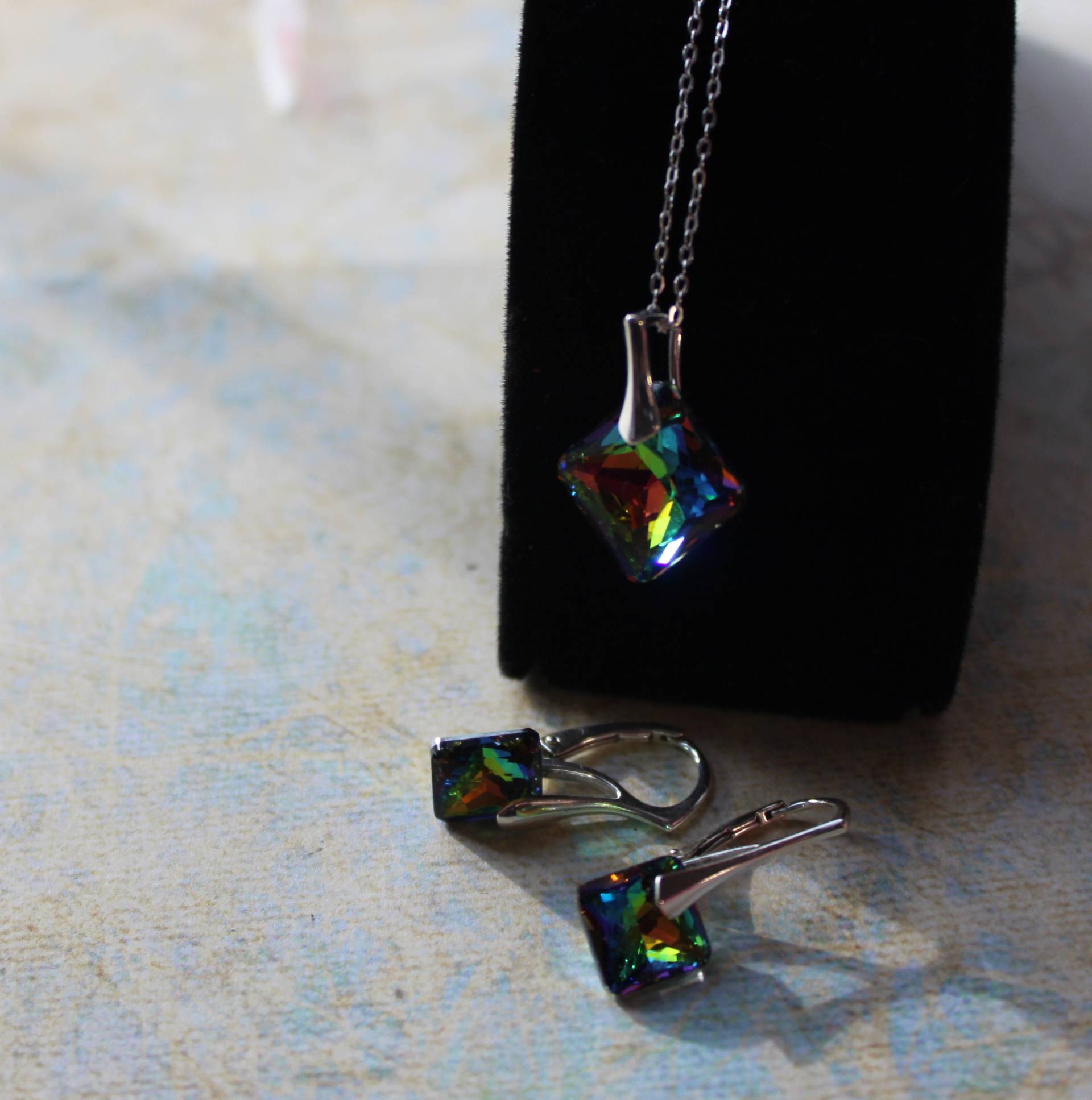 sterling Silber Swarovski Kristall Princess Cut Gefasst | Vitrail Medium sterling Silber Swarovski Kristall Princess Cut Gefasst | Vitrail Medium von TrouvailleDesignNC