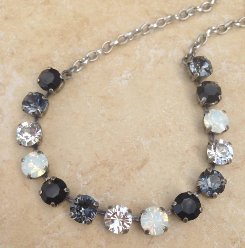 Grautöne Halskette Grautöne Halskette von TruLewJewels