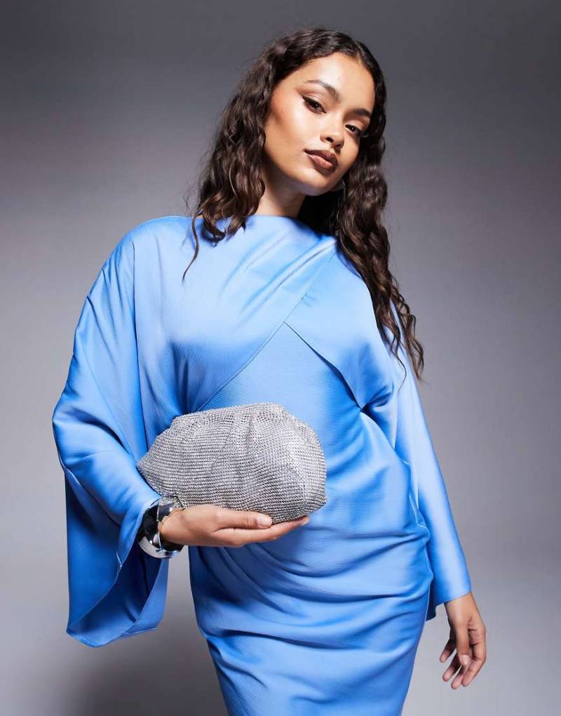 True Decadence - Silberfarbene Clutch in Kissendesign mit Strassverzierung von True Decadence
