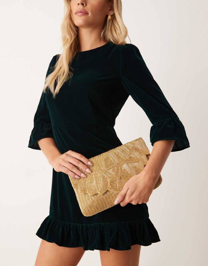 True Decadence - Verzierte Clutch in Gold mit Bogenkantensaum-Goldfarben von True Decadence