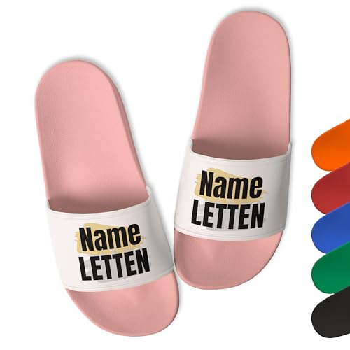 Trendige Badelatschen „Letten” personalisiert mit Wunschtext - aus robustem PVC - Damen, Herren, Unisex, Rosa, Gr. 42 von True Statements