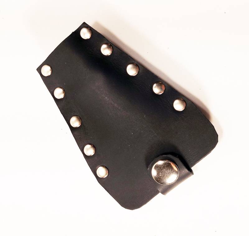 Handgefertigter Schlüsselhalter Aus Dunkelblauem Leder Mit Silberfarbenem Ring von TrueCalf