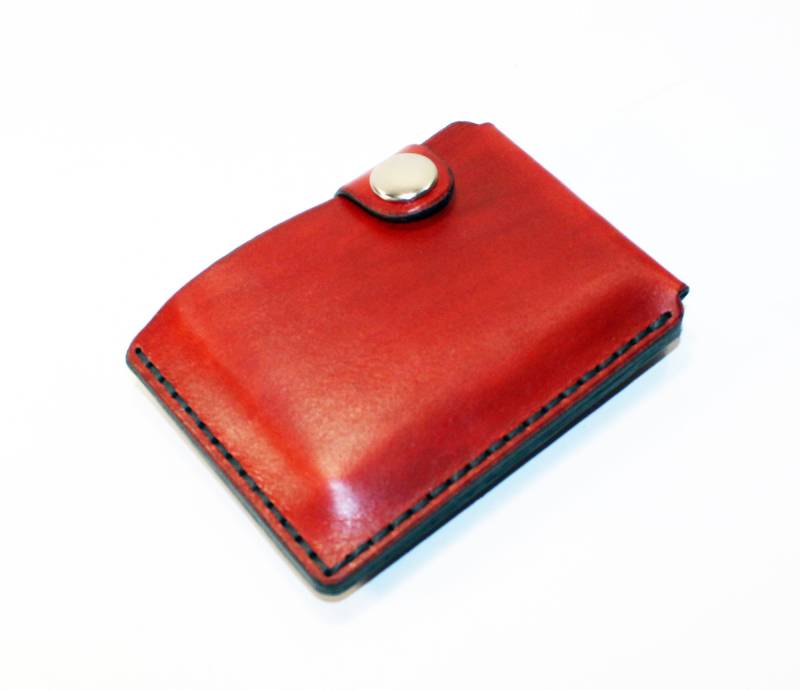 Handgefertigtes Rotes Leder Kartenetui Schlanke Brieftasche von TrueCalf