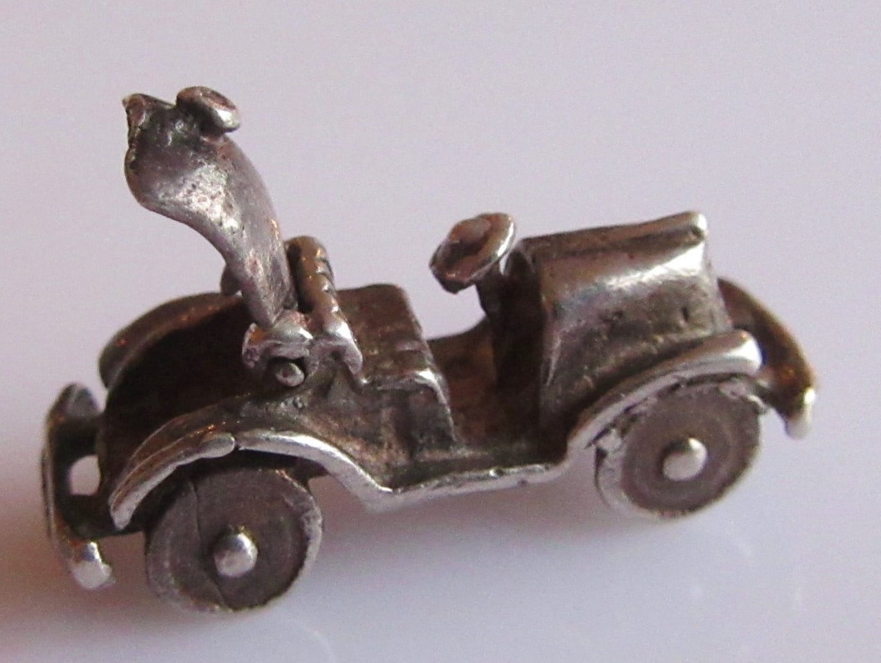 Silber Vintage Auto Mit Eröffnung Boot Charme Silber Vintage Auto Mit Eröffnung Boot Charme von TrueVintageCharms