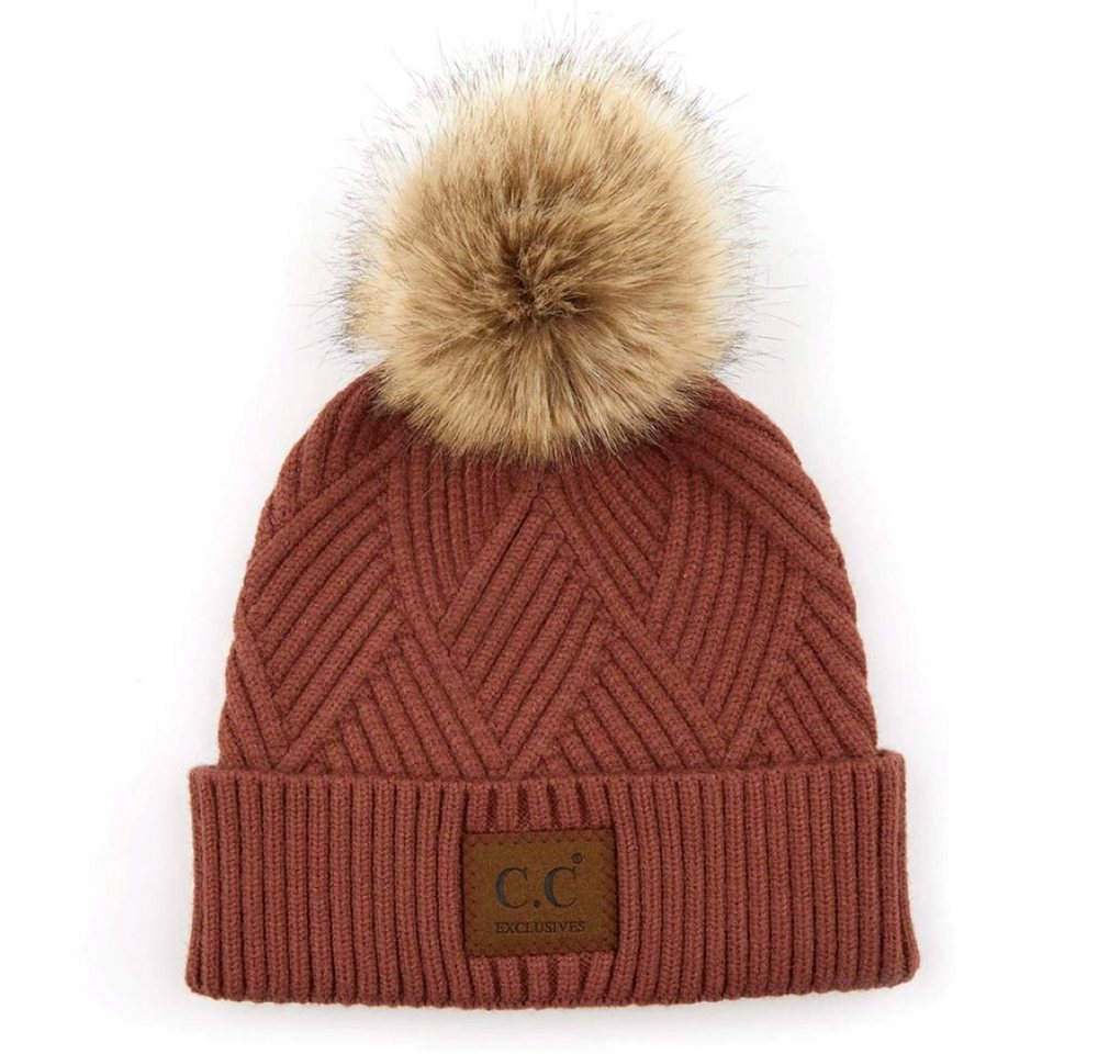 Truly Contagious Strickmütze CC Criss-Cross Beanie mit Kunstpelz-Bommel Gefertigt aus weichem, wärmendem Material für maximalen Komfort Truly Contagious Strickmütze CC Criss-Cross Beanie mit Kunstpelz-Bommel Gefertigt aus weichem, wärmendem Material für maximalen Komfort von Truly Contagious