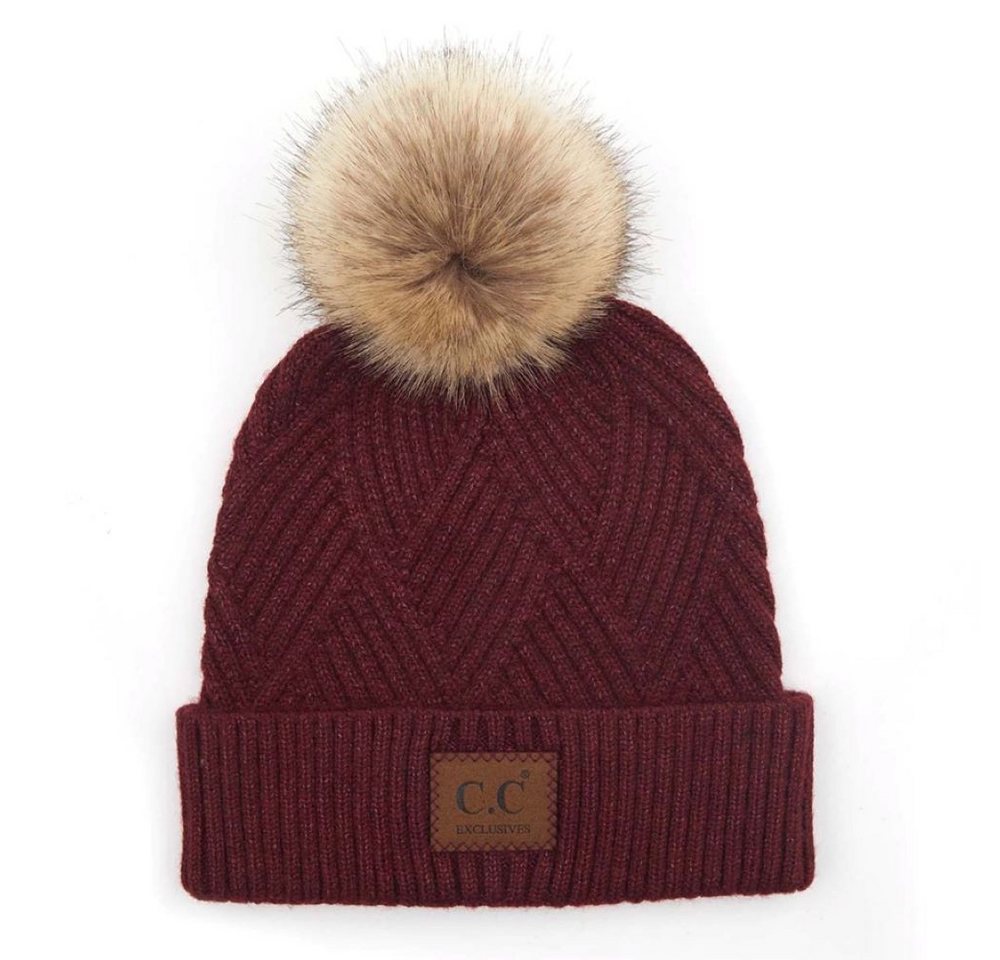 Truly Contagious Strickmütze CC Criss-Cross Beanie mit Kunstpelz-Bommel Gefertigt aus weichem, wärmendem Material für maximalen Komfort Truly Contagious Strickmütze CC Criss-Cross Beanie mit Kunstpelz-Bommel Gefertigt aus weichem, wärmendem Material für maximalen Komfort von Truly Contagious