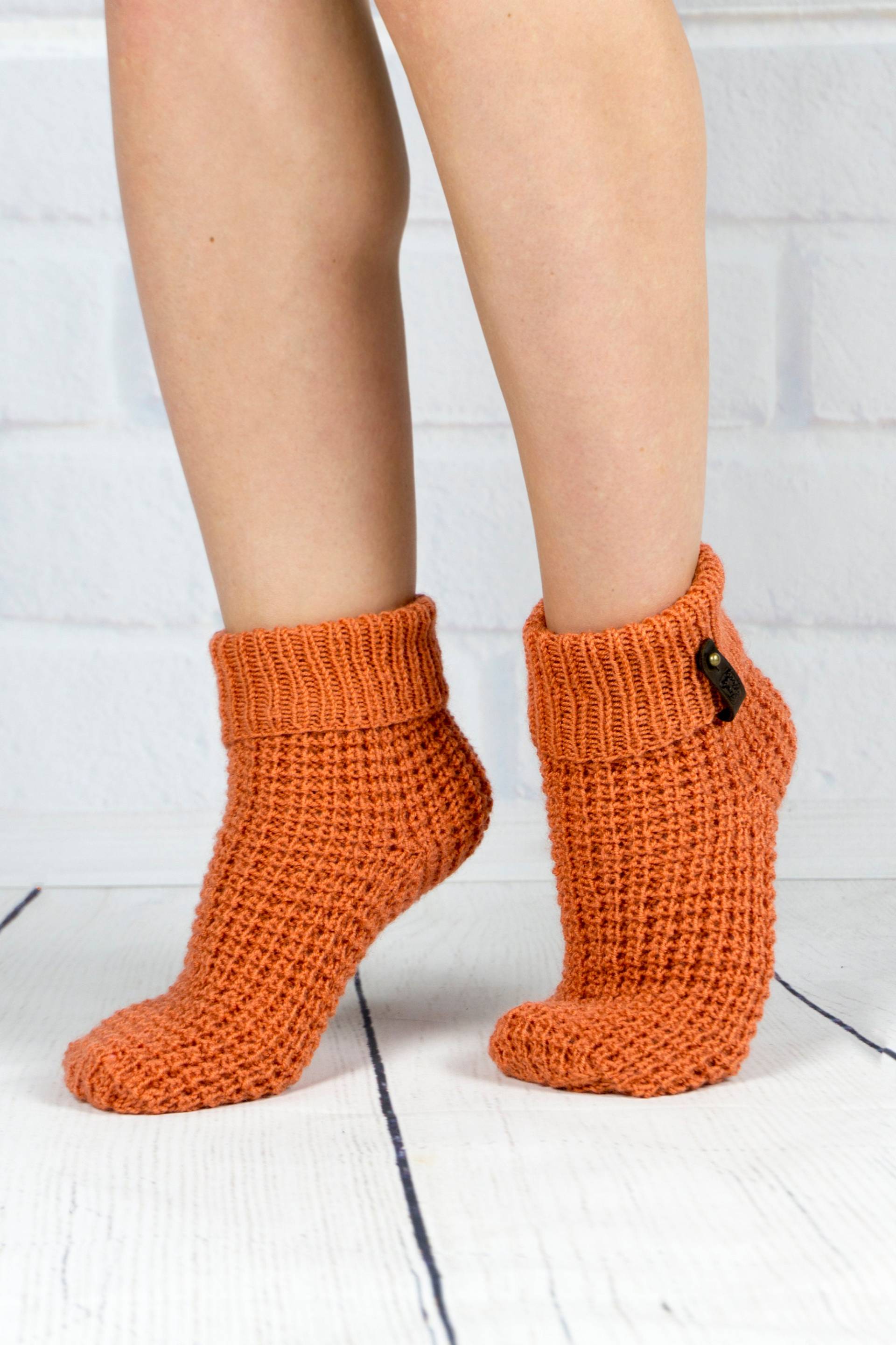 stricken Hausschuh Frau Wolle Söckchen, Handgestrickte Warme Haus Socke, Gemütliche Winter Boot Inspirierende Geschenk von TrulyWoolyStore