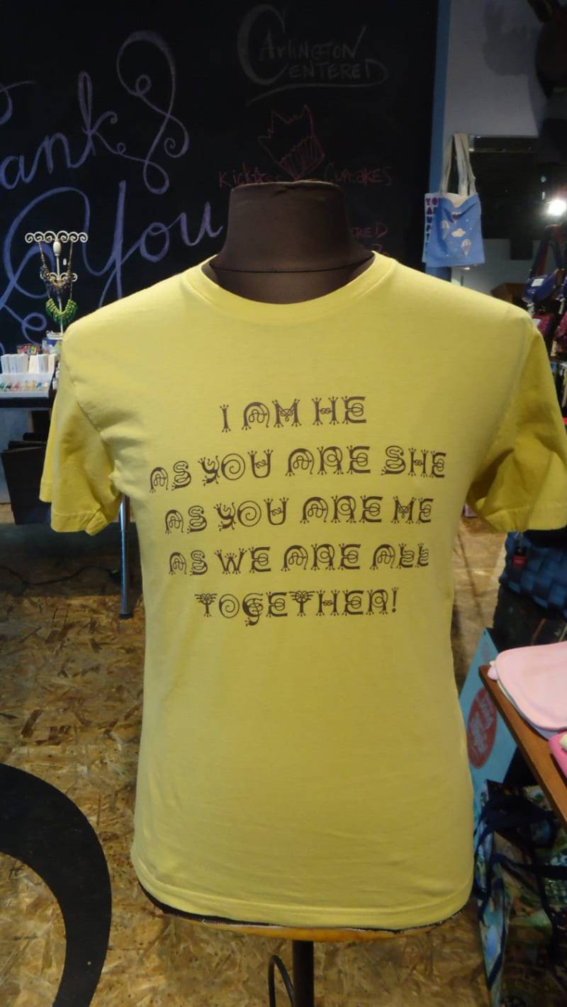 John Lennon Zitat - Bio-Baumwolle T-Shirts Fühlen Sich So Schön An Made in Den Usa von TruthTools