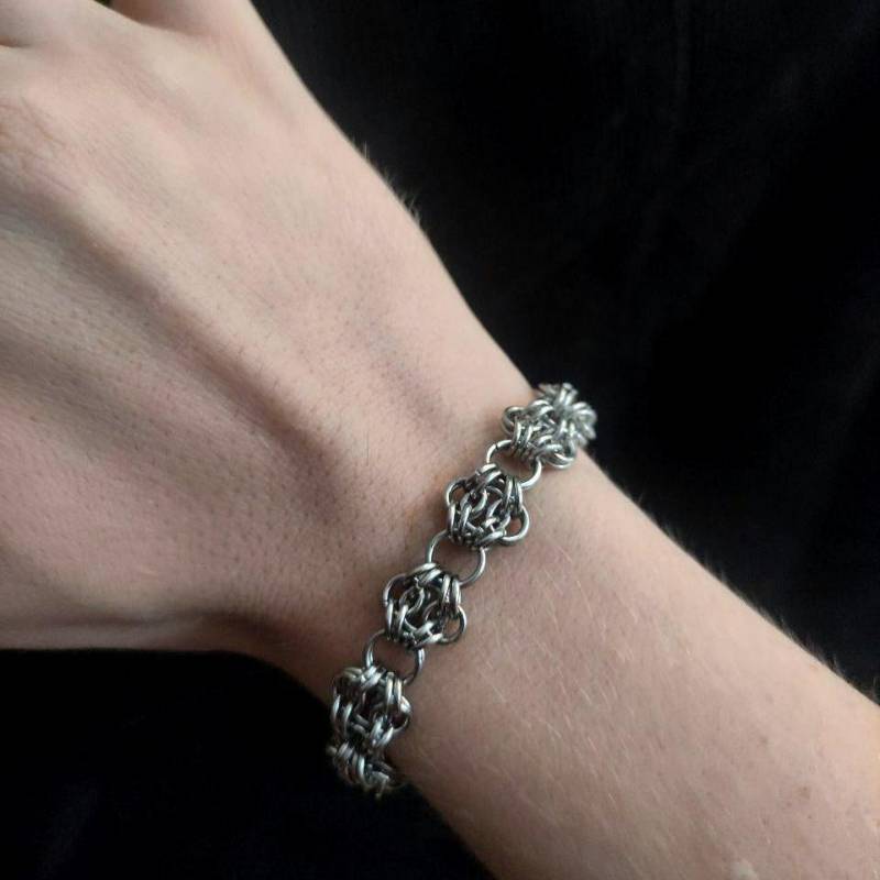 Chainmail Armband - Simple Io Weave 304 Edelstahl Handgemacht Alternative Gothic Fantasy Fashion Chainmail Armband - Simple Io Weave 304 Edelstahl Handgemacht Alternative Gothic Fantasy Fashion von TrylobiteDE