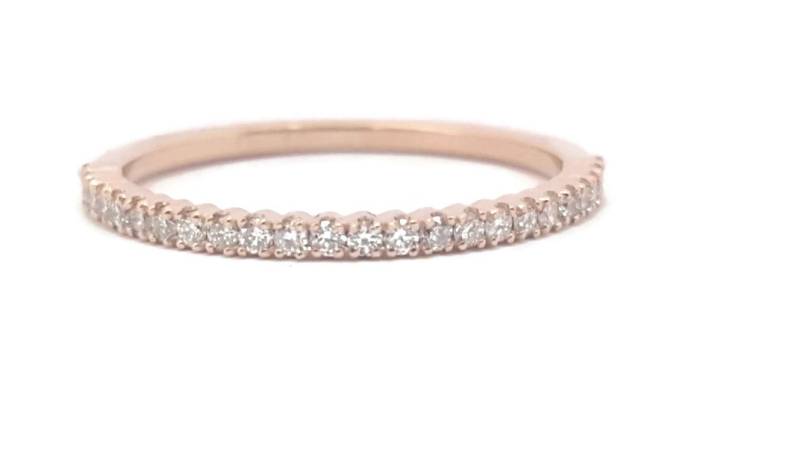 Micro Pave Halbe Ewigkeit Diamant-Ring, Diamanten Ring, 1, 7 Mm Band 14 K Rose Gold Hochzeit Ring von TsarfatyJewellery4U