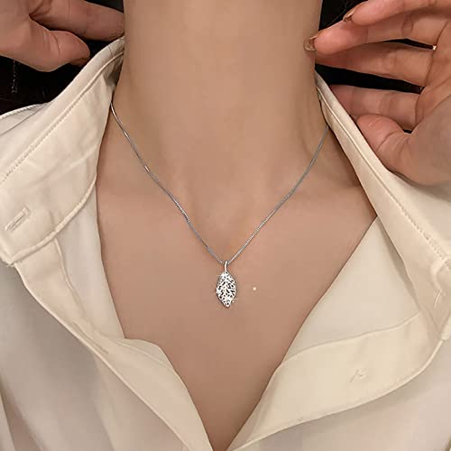 TseenYi Kristall Blatt Anhänger Halskette Silber Cz Blatt Kette Halskette Vintage Kristall Blätter Choker Halskette Kleines Blatt Halskette Kette Schmuck Für Frauen Und Mädchen Geschenke von TseenYi