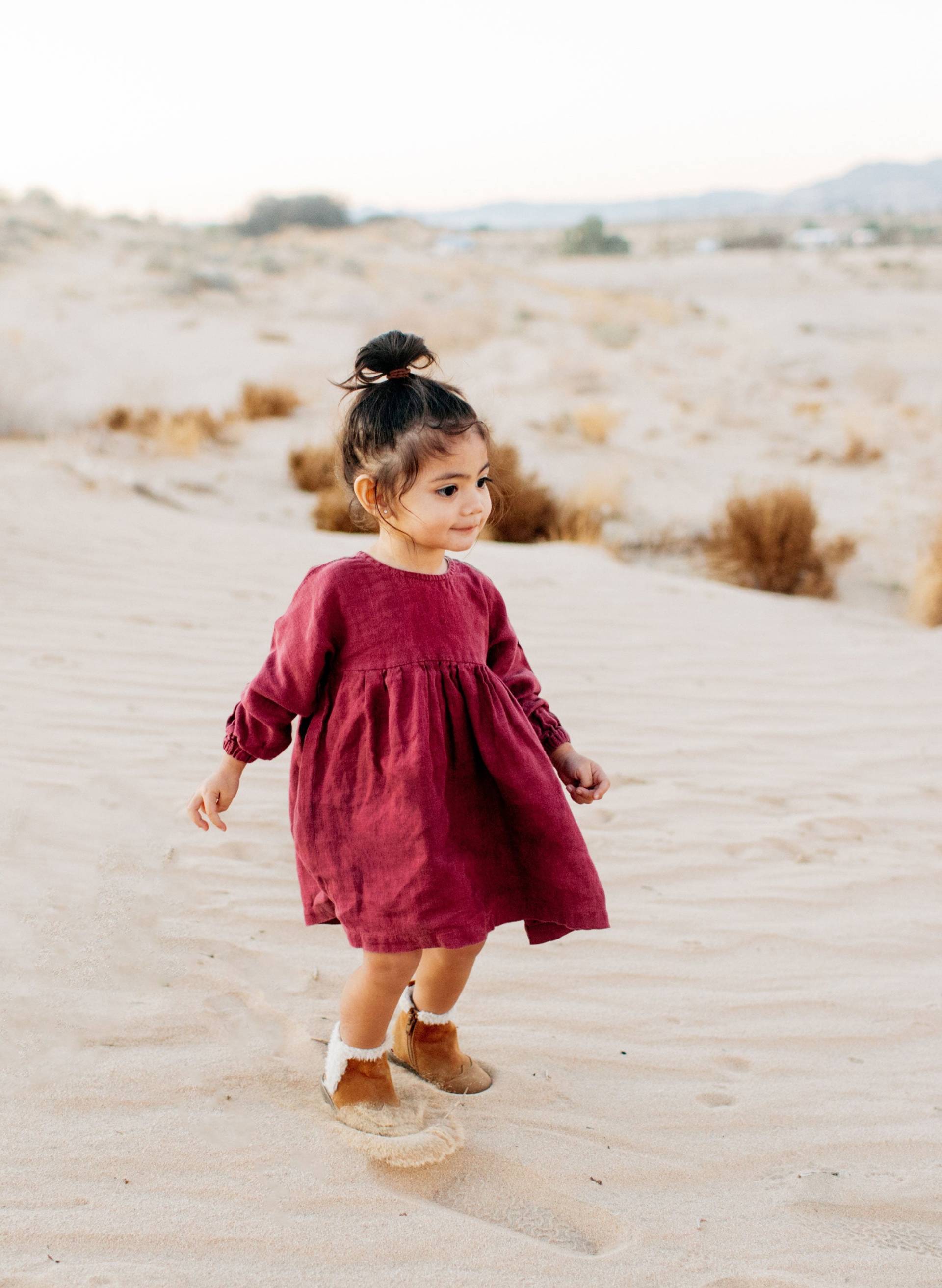 Leinen Babykleid, Gesmokt Baby Langärmeliges Kleid, Kleinkind Ostern Erster Geburtstag Säuglingskleidung, Outfit von TsiomikKids