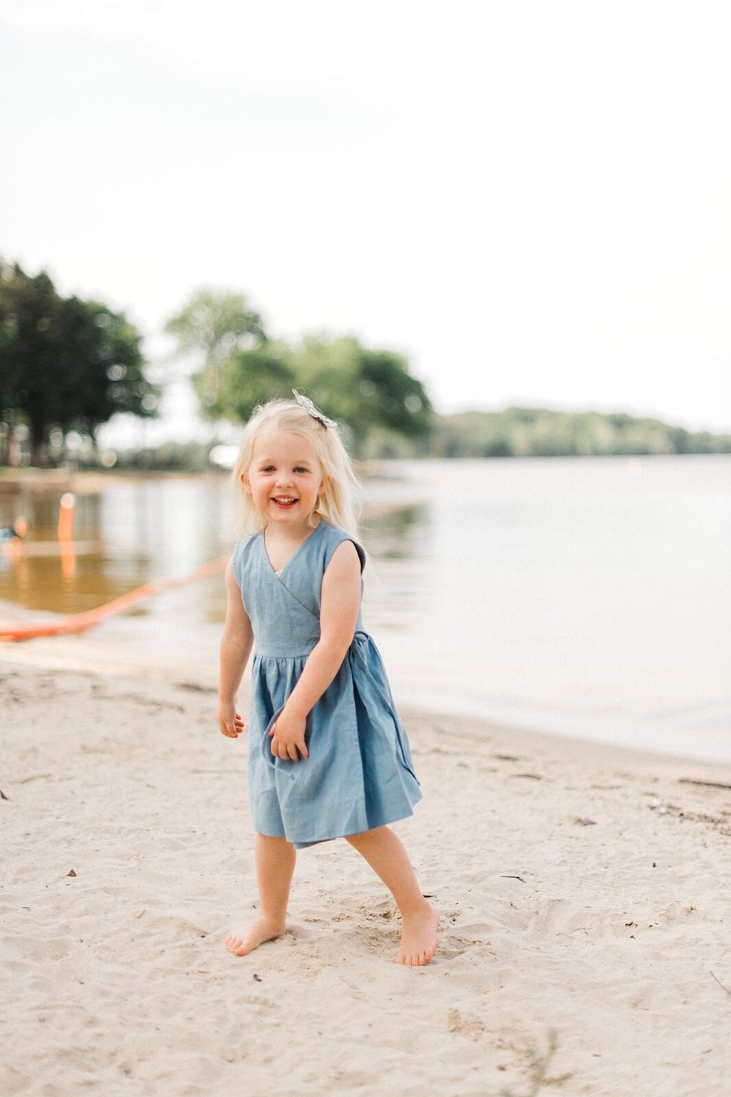 Mädchen Leinenkleid, Wickelkleid, Ärmelloses Kleid, Gewaschene Leinenkleidung, Blumenmädchen Toddle Leinen Kinderkleidung von TsiomikKids