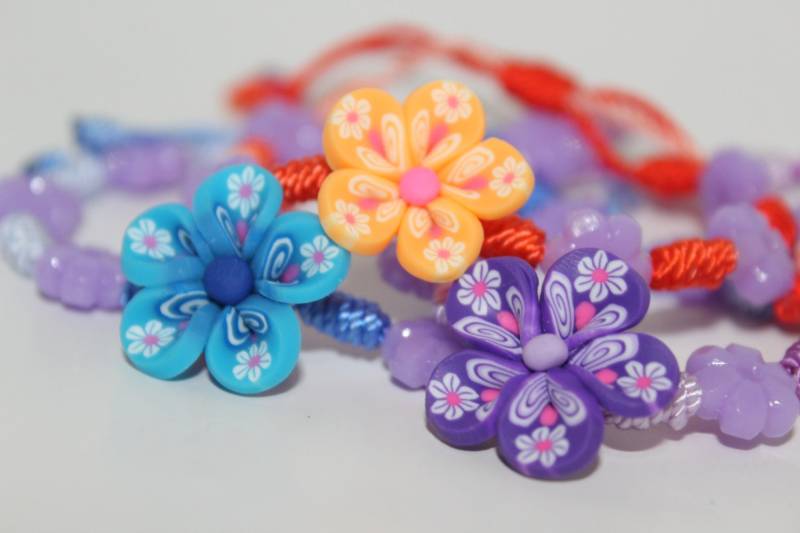 Kinder Armbänder, Teenager Schmuck, Blumen Blüte Kollektion, Polymer Blumen, Kinderschmuck, Spaß Boho von TsukasaAndAna