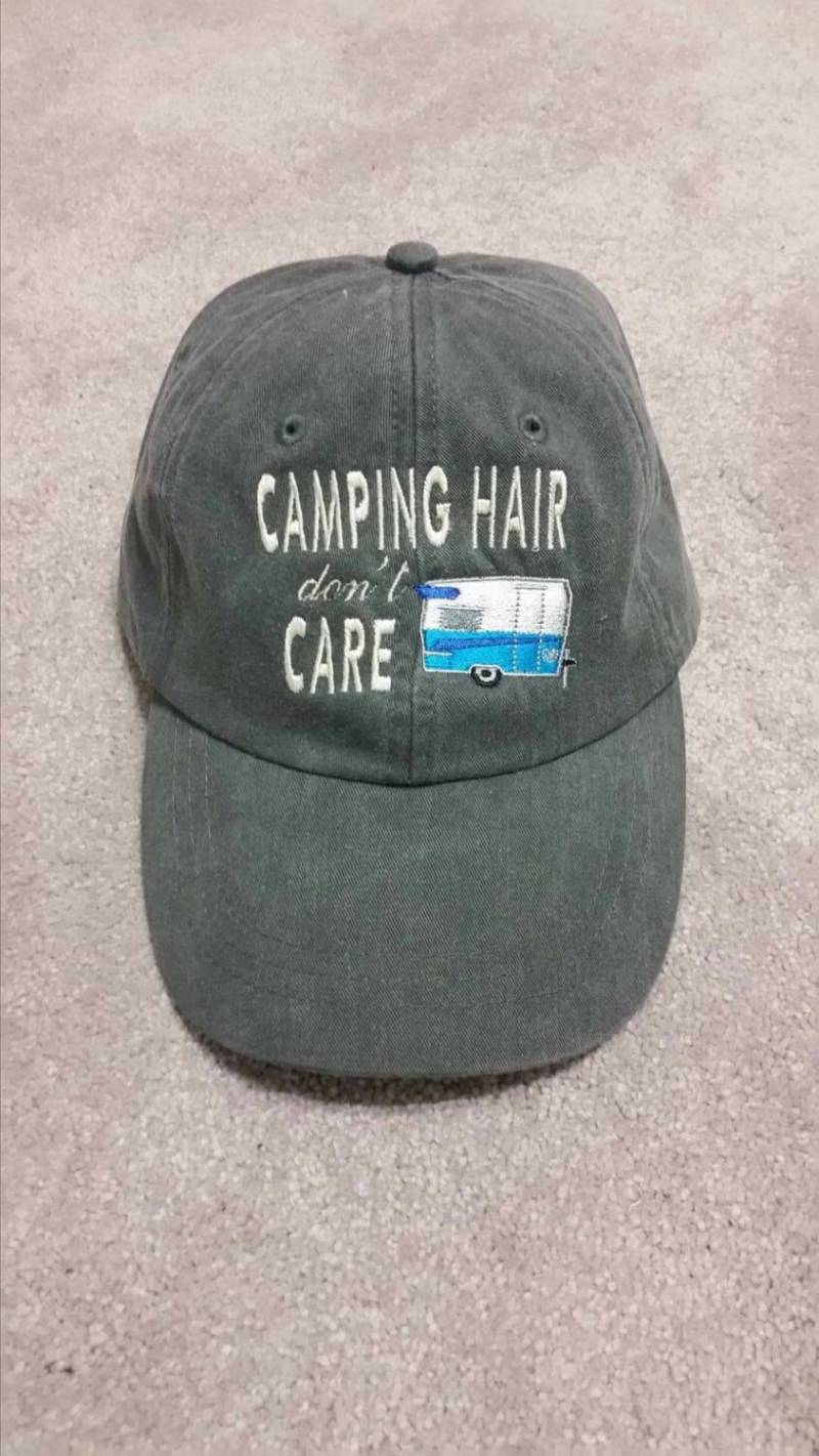 1970 Vintage Camper Camping Haar Keine Pflege Mütze 1970 Vintage Camper Camping Haar Keine Pflege Mütze von TuckersTinyThreads
