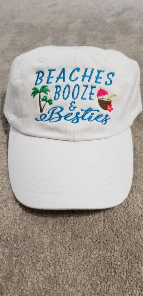 Beaches, Booze, & Besties Baseballmütze Beaches, Booze, & Besties Baseballmütze von TuckersTinyThreads