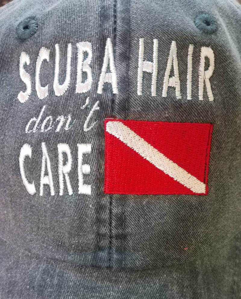 Scuba Haar Hut Don't Care Scuba Haar Hut Don't Care von TuckersTinyThreads