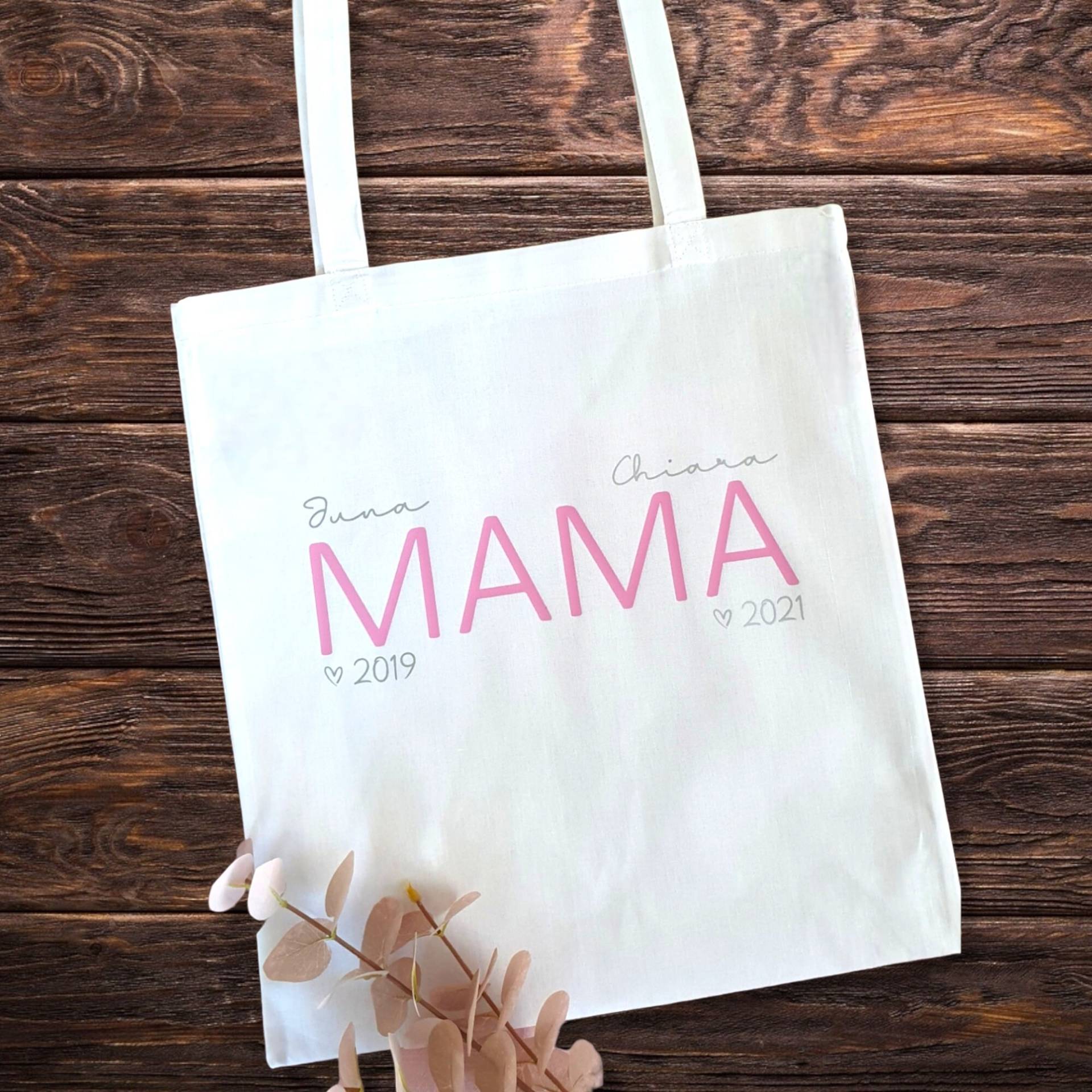 Jutetasche Personalisiert, Mama, Mom, Dad, Oma, Opa, Tante, Tasche, Shopping Bag, Jutebeutel Jutetasche Personalisiert, Mama, Mom, Dad, Oma, Opa, Tante, Tasche, Shopping Bag, Jutebeutel von Tuckifee