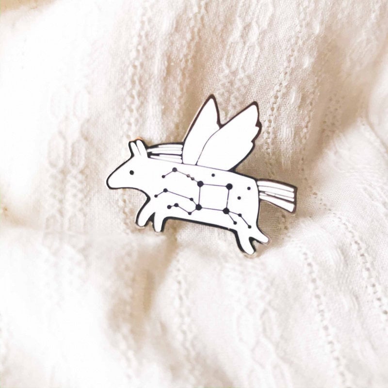 sternbild Pegasus Emaille Pin Zauberhaftes Pferd Anstecknadel von TukoniTribe