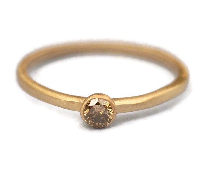 Champagner Diamant, Goldring , Verlobungsring Diamant 14K Tula Jewelry von Tulajewelry