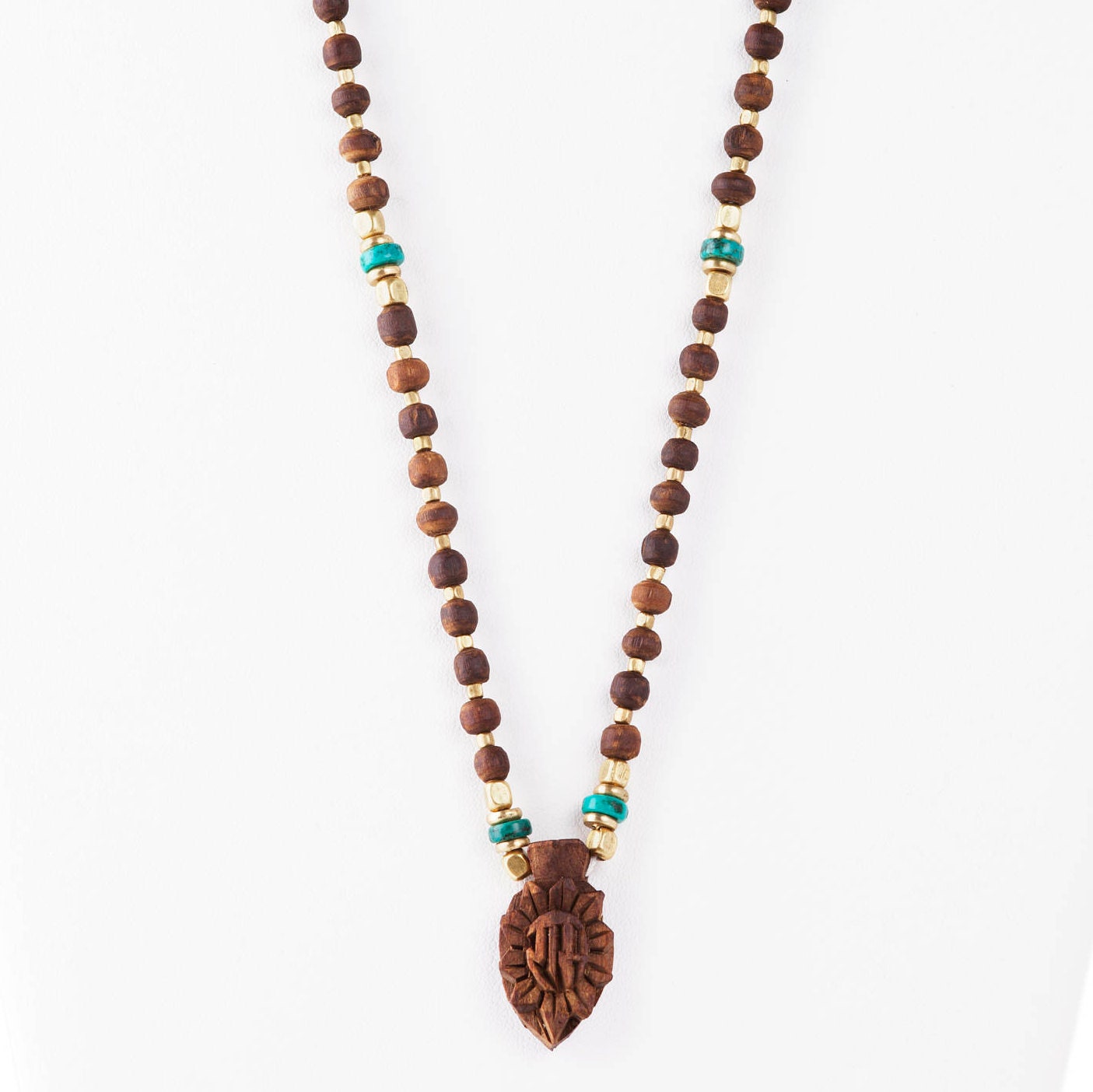 Jayradhe Tulasi Tulsi Halskette Mit Messing Und Lapis/Perlen/Türkis/Onyx von TulasiMaharani