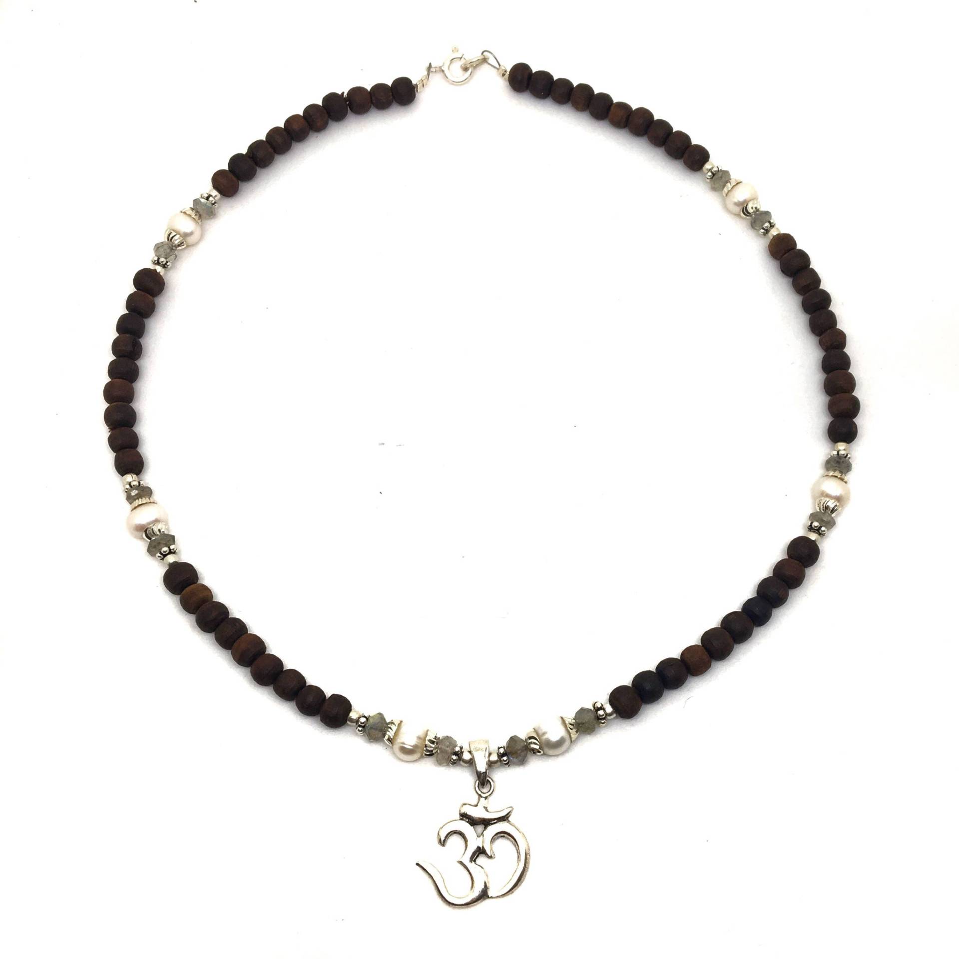 Om Shanti Tulasi Tulsi Kurz von TulasiMaharani