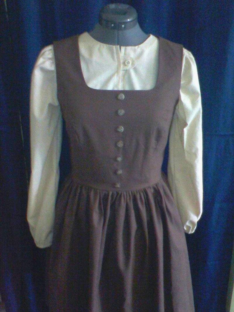 "Maria's Braunes "Doremi" Kleid Von The Sound Of Music." "Maria's Braunes "Doremi" Kleid Von The Sound Of Music." von TulipDesign