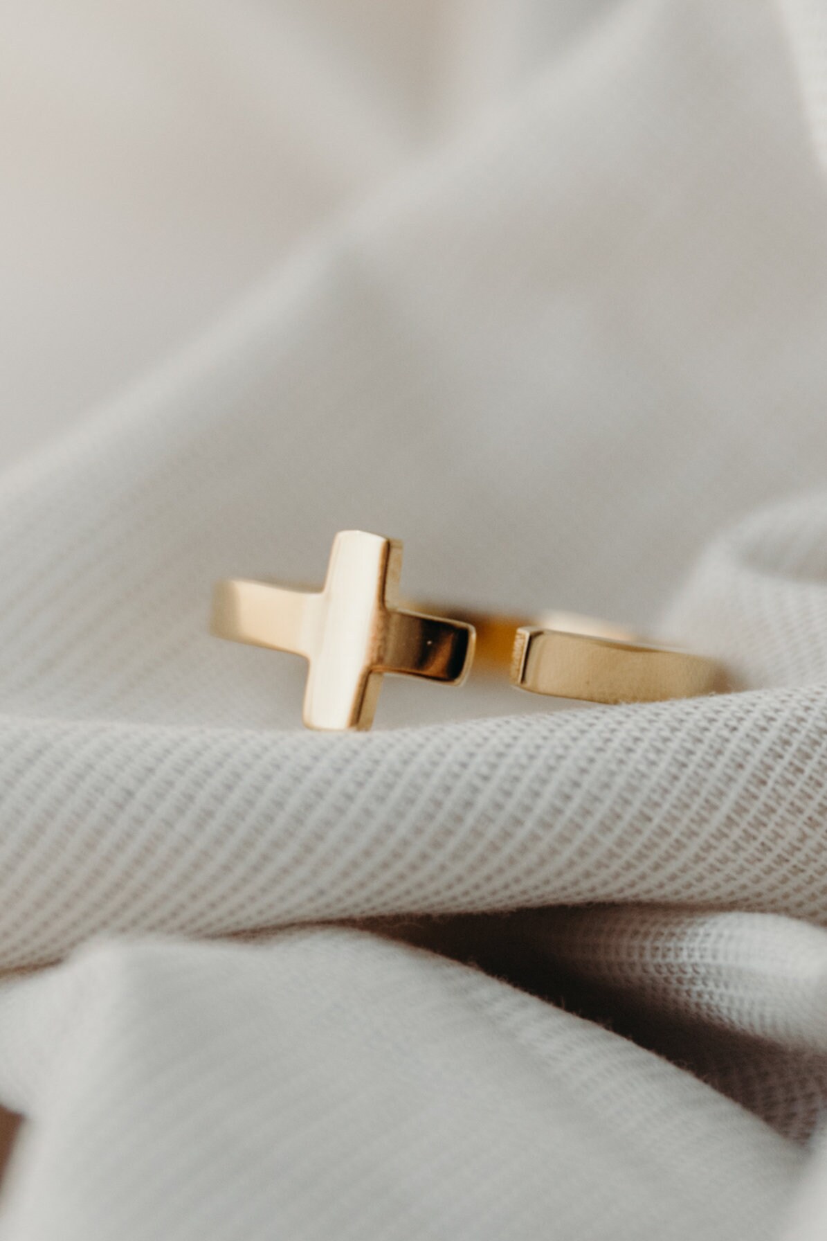 Kreuzring, Crossring, Gold, 18K Vergoldet, Edelstahl, Hypoallergen, Kreuz, Golden, Ring, Verstellbarer Weihnachtsgeschenk Kreuzring, Crossring, Gold, 18K Vergoldet, Edelstahl, Hypoallergen, Kreuz, Golden, Ring, Verstellbarer Weihnachtsgeschenk von Tumainiproducts