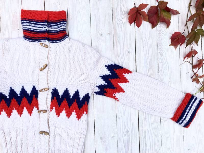 Vintage Ski Pullover - Extra Kleine Kuschelige Winter Strickjacke Handgemachte Woll Weihnachtsjacke Damen Extra Größe von TumbleweedsATTiTUDE