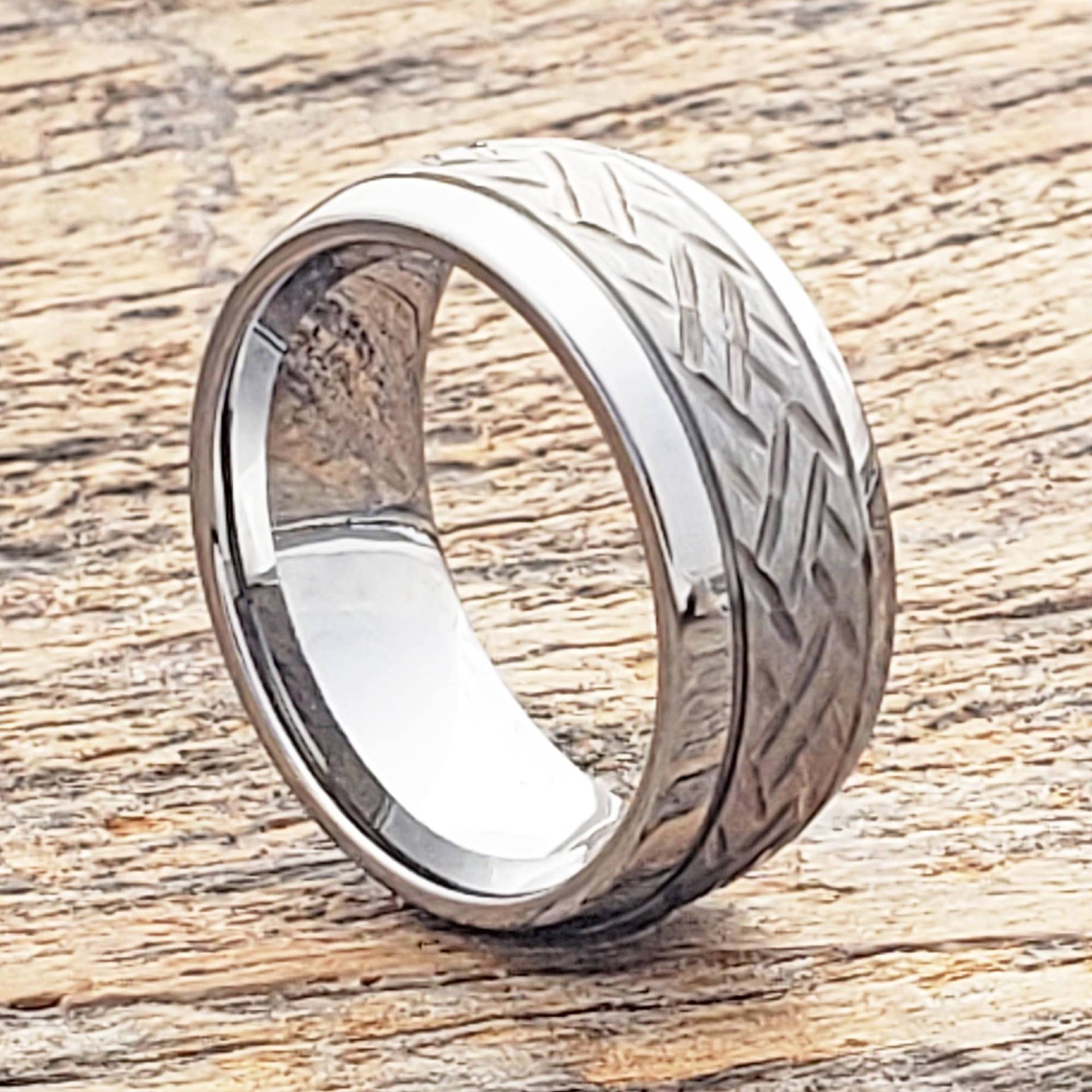 Wolframring, Gebürsteter Ring, Zweifarbiger Ring von TungstenRingsFM