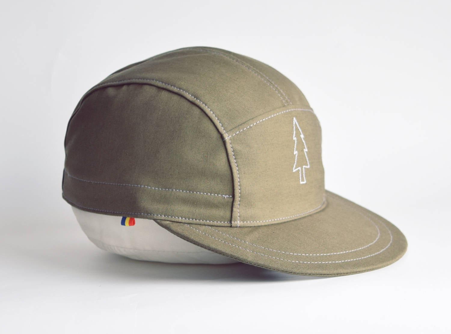Bestickte Pine Tree 5 Panel Cap - Khaki Snapback Bestickte Pine Tree 5 Panel Cap - Khaki Snapback von TurificHandmade