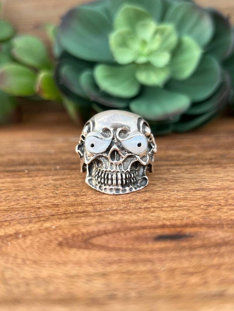 "Wilson Dawes Mop & Onyx Sterlingsilber Totenkopf Inlay Ring Größe 11" von TurquoiseTradersDir