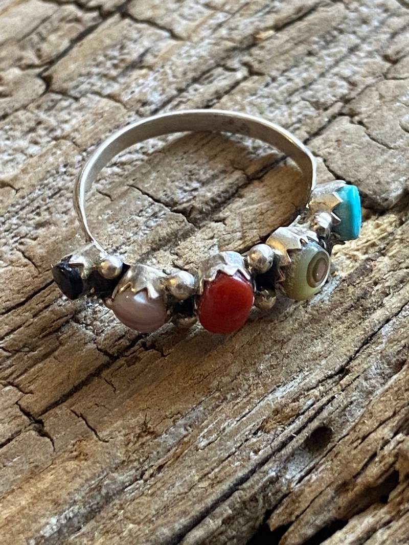 Zuni Multi Stein & Sterling Silber Ring Größe 8 von TurquoiseTradersDir