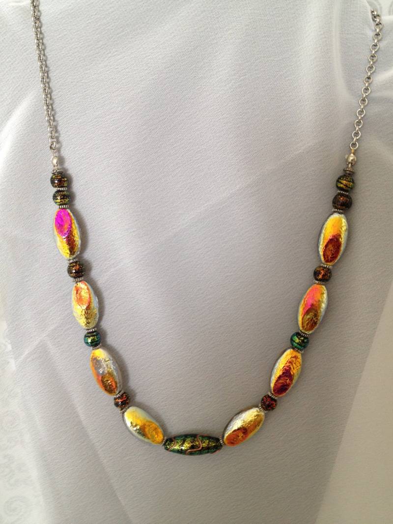 Kunst Glasperlenkette - Nordlichter Kreativer Moderner Look von TurtleDoveCreative