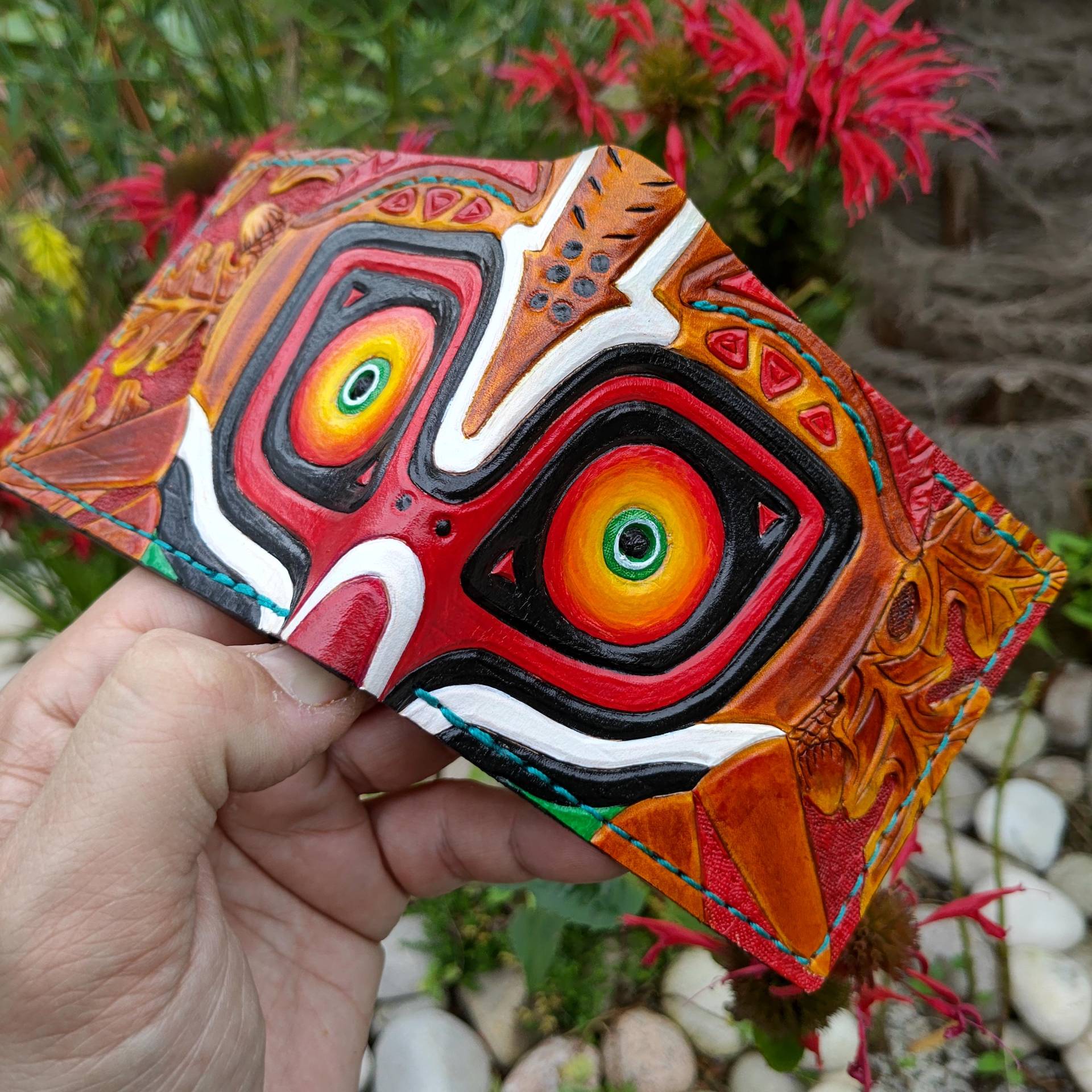 Burgunderrote Majoras Mask Leder Geldbörse - Handgefertigte Legend Of Zelda Link Wallet von TurtleVillageKraft