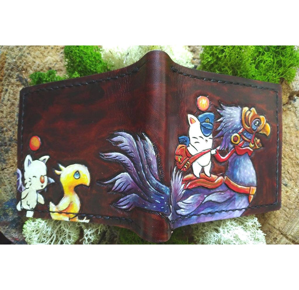 Chocobo Und Baby, Mog Moogle Messenger - Dunkelbraune Leder Geldbörse Handgefertigte Final Fantasy 14 Inspirierte Chocobo Und Baby, Mog Moogle Messenger - Dunkelbraune Leder Geldbörse Handgefertigte Final Fantasy 14 Inspirierte von TurtleVillageKraft