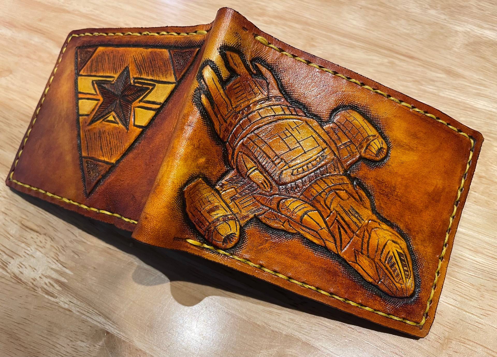 Firefly Allianz - Leder Bifold Geldbörse Handgefertigte Firefly Allianz - Leder Bifold Geldbörse Handgefertigte von TurtleVillageKraft