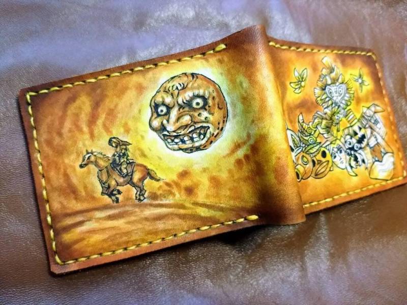 Majoras Moon Alle Masken - Leder Geldbörse Bifold Brieftasche Handgefertigte Legend Of Zelda Link von TurtleVillageKraft