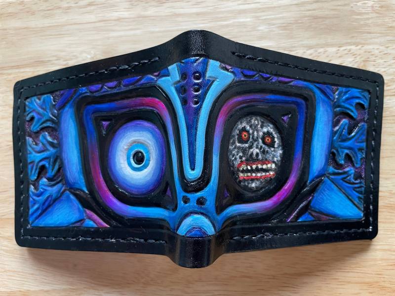 Midnight Majora Moon Eye Leder Brieftasche - Bifold Handgefertigte Legend Of Zelda Link Wallet von TurtleVillageKraft
