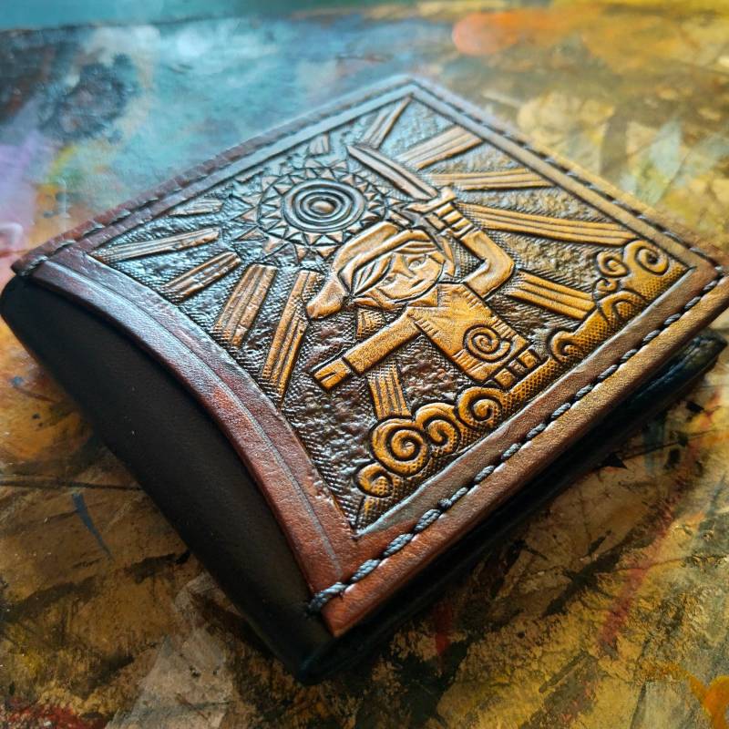 Wind Waker Leder Geldbeutel - Dunkel Braun Und Elfenbein Farbe Bifold Handgefertigte Legend Of Zelda Link Geldbörse von TurtleVillageKraft