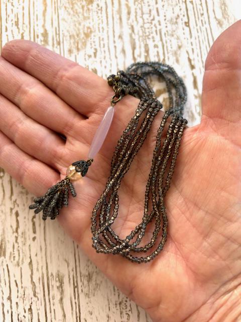 Lange Anhänger Halskette - Multi Strang Perlen Rocailles Schmuck Lange Anhänger Halskette - Multi Strang Perlen Rocailles Schmuck von TuscanRoad