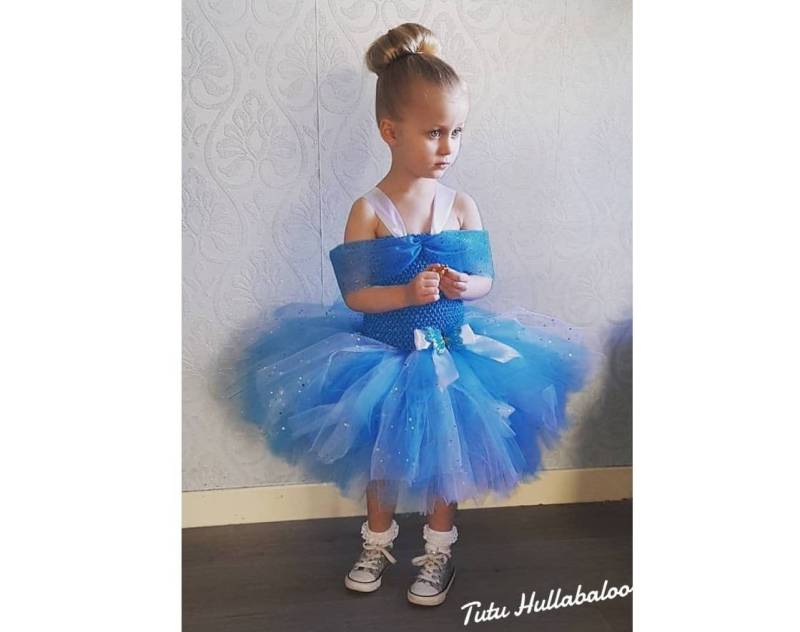 Prinzessin Blau Tüll Tutu Kleid Schmetterling Ärmel Kostüm Prinzessin Blau Tüll Tutu Kleid Schmetterling Ärmel Kostüm von TutuHullabaloo