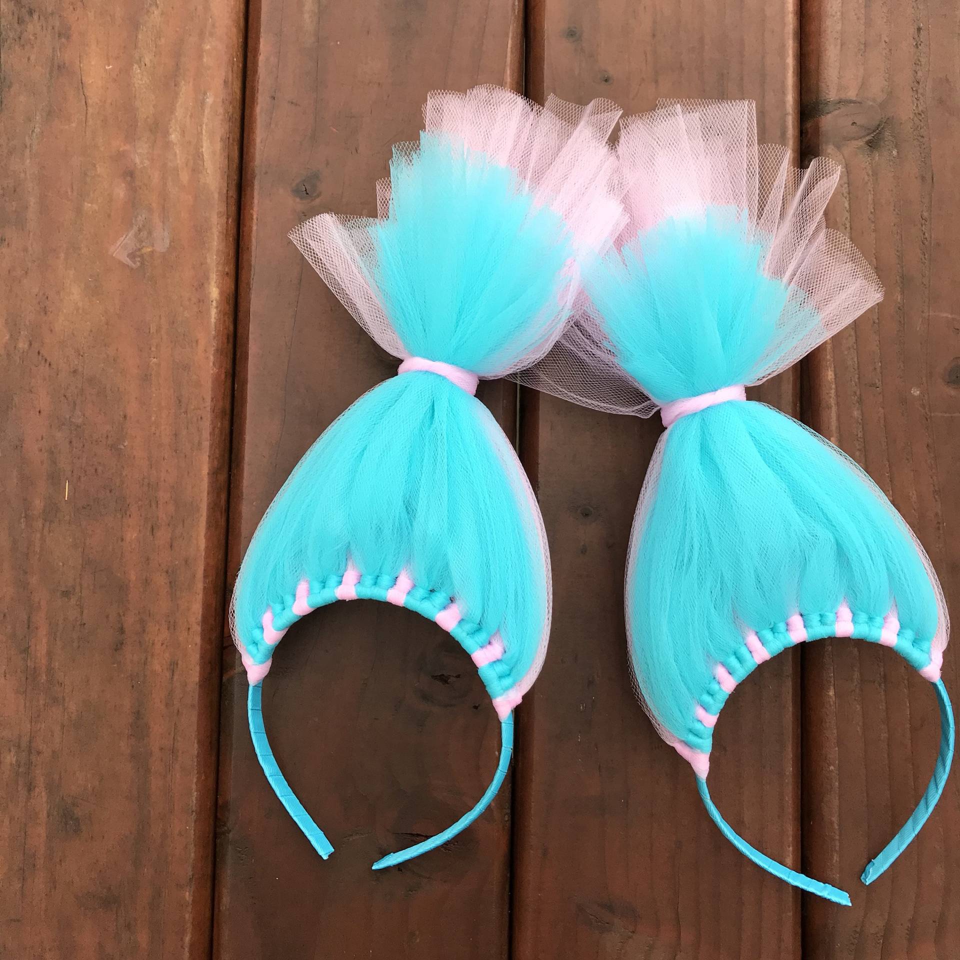 Satin Und Chenille Trolls Stirnband Chenile Troll Schwestern Tüll Trolle Perücke Film Haar Satin Und Chenille Trolls Stirnband Chenile Troll Schwestern Tüll Trolle Perücke Film Haar von TutusByJessT