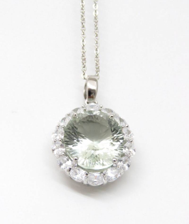 P4510 Großer Starburst-Schliff Oval Grün Amethyst Sterling Silber Anhänger Geschenk Für Sie von TwankeeJewelry