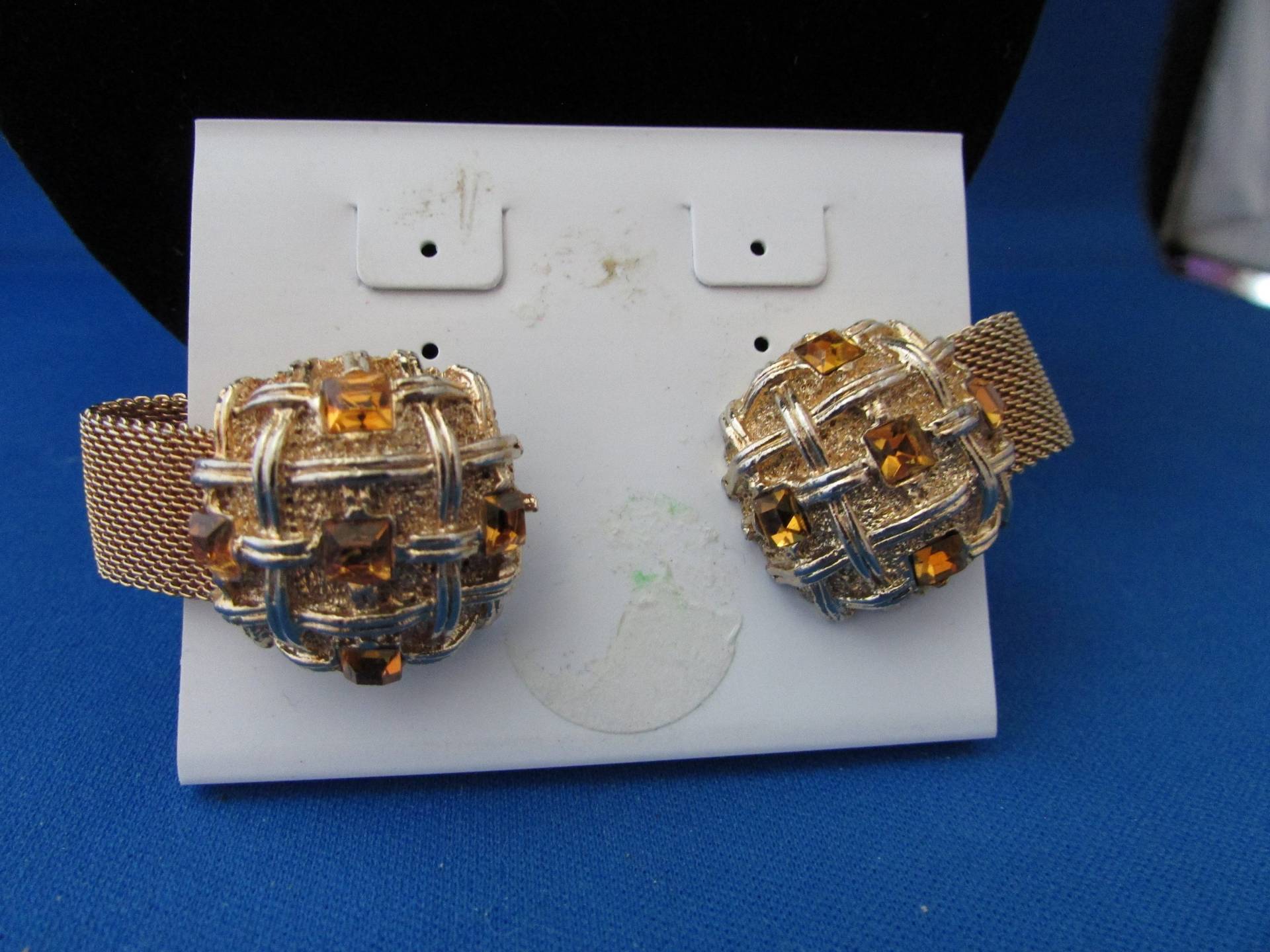 Gold Ton Mesh Wrap Manschettenknöpfe von TweedandTaffeta