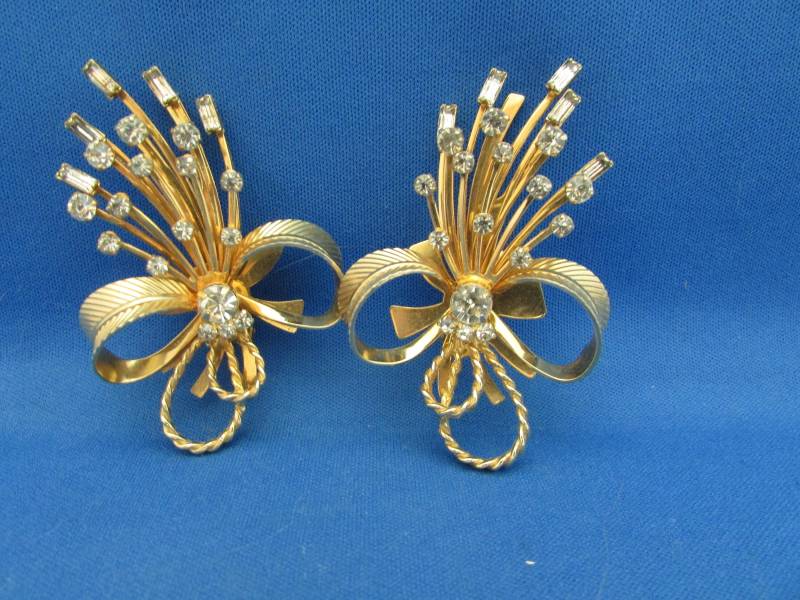 Große Sarah Coventry Strass Ohrringe von TweedandTaffeta